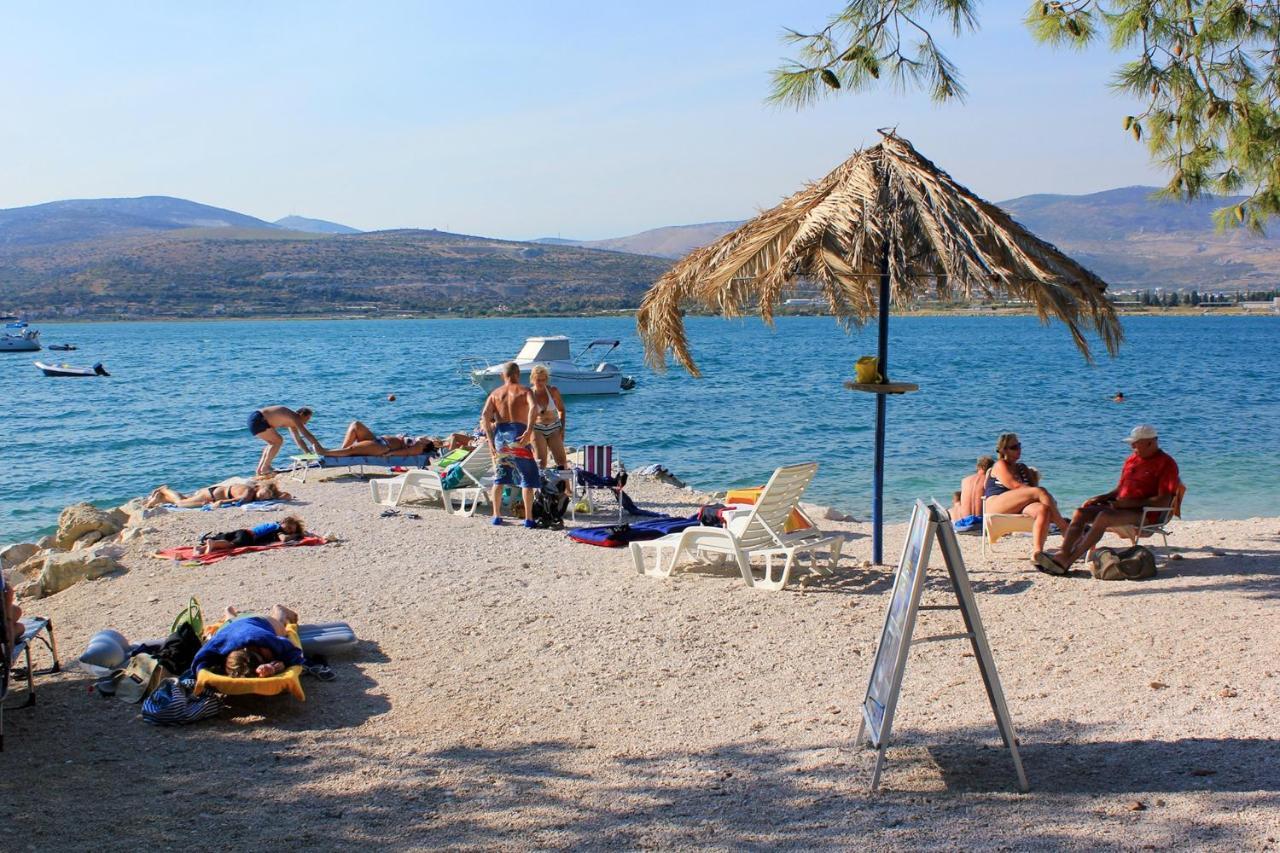 Apartments With A Parking Space Mastrinka, Ciovo - 4324 Trogir Exterior photo