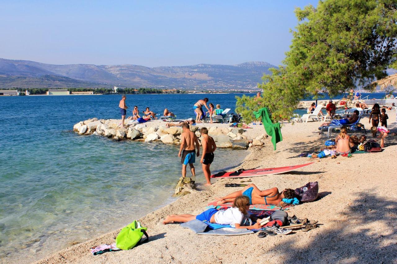 Apartments With A Parking Space Mastrinka, Ciovo - 4324 Trogir Exterior photo