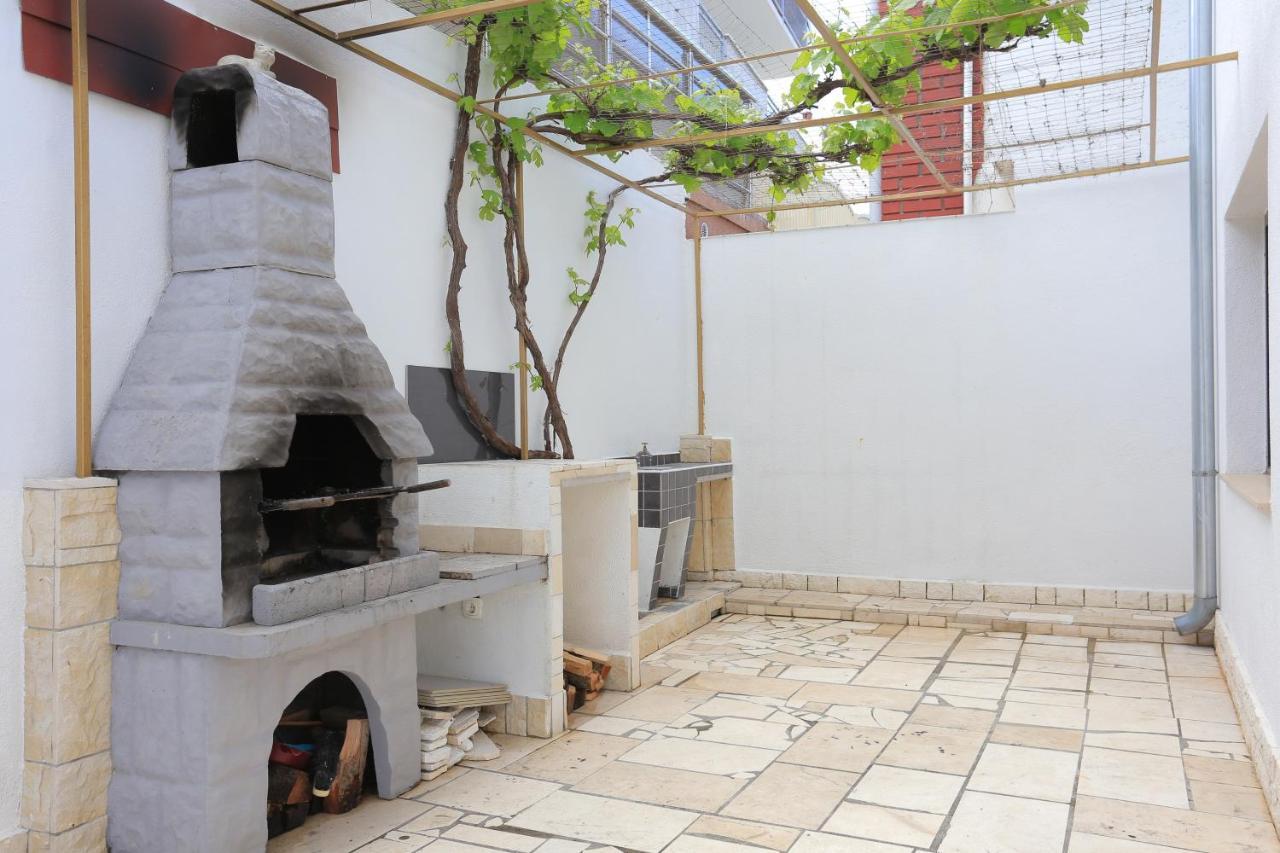 Apartments With A Parking Space Mastrinka, Ciovo - 4324 Trogir Exterior photo