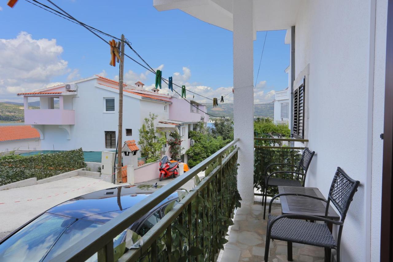 Apartments With A Parking Space Mastrinka, Ciovo - 4324 Trogir Exterior photo