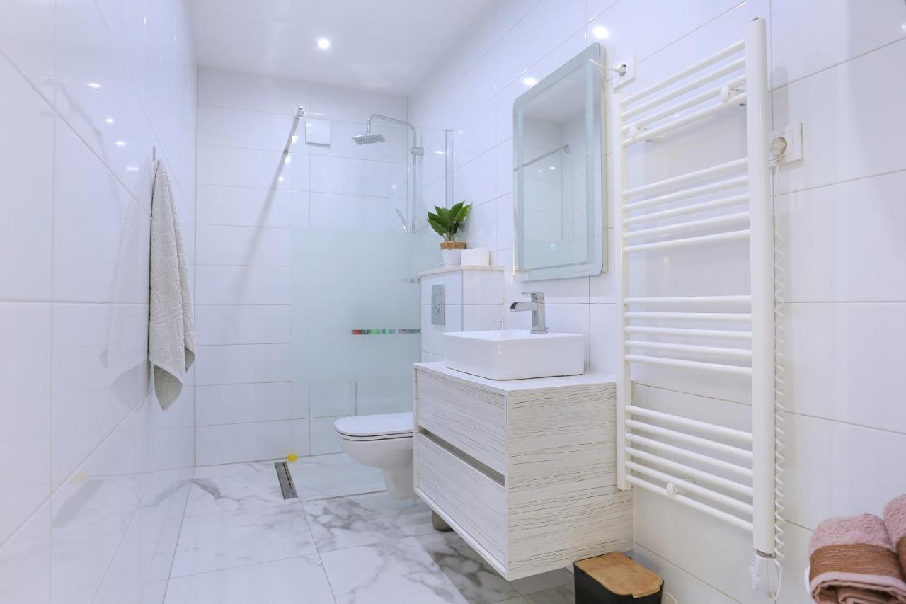 Apartments With A Parking Space Mastrinka, Ciovo - 4324 Trogir Exterior photo