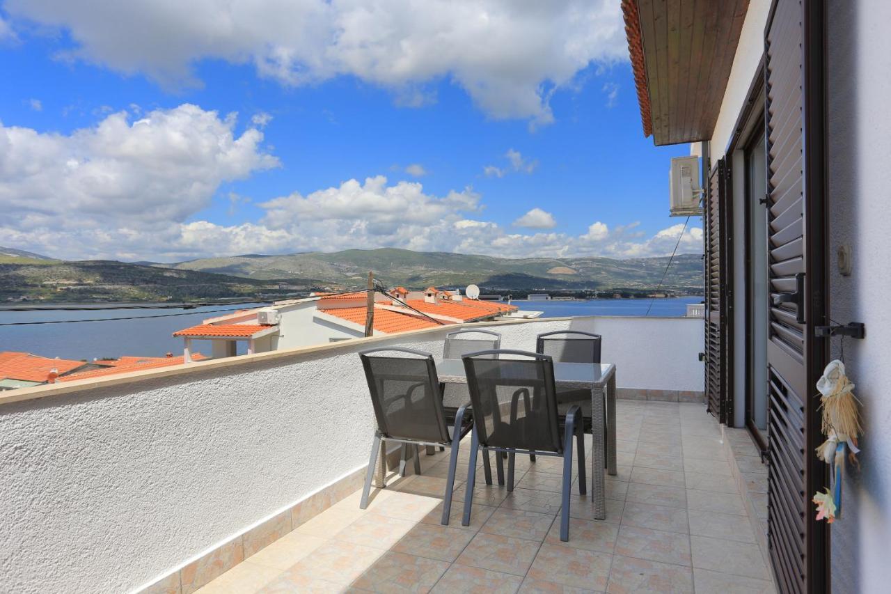 Apartments With A Parking Space Mastrinka, Ciovo - 4324 Trogir Exterior photo